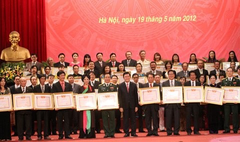 Ho Chi Minh Awards for Literature and Arts and People’s Artist title conferred  - ảnh 1